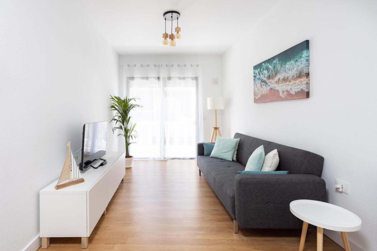 157 San Juan Chill And Sun By Sunkeyrents Apartment Playa de San Juan  Bagian luar foto