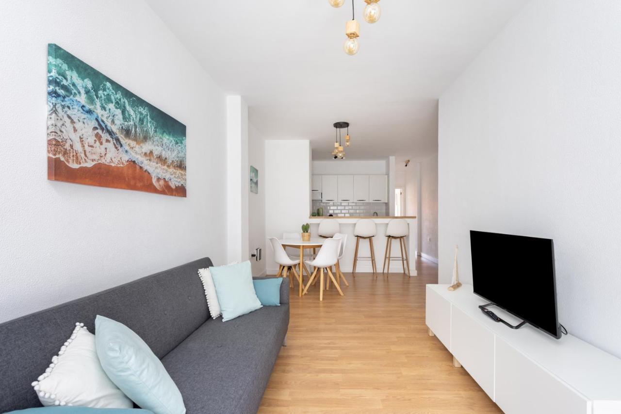157 San Juan Chill And Sun By Sunkeyrents Apartment Playa de San Juan  Bagian luar foto