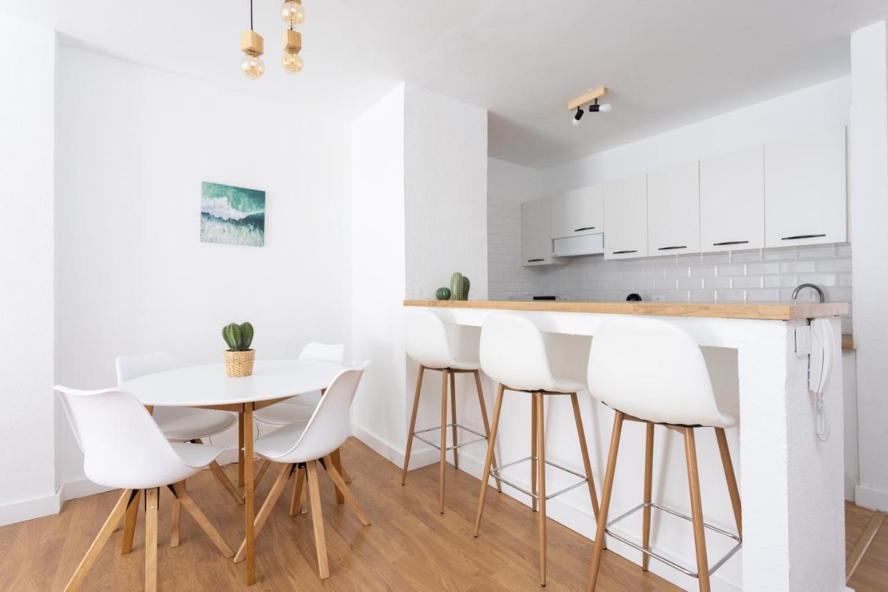 157 San Juan Chill And Sun By Sunkeyrents Apartment Playa de San Juan  Bagian luar foto