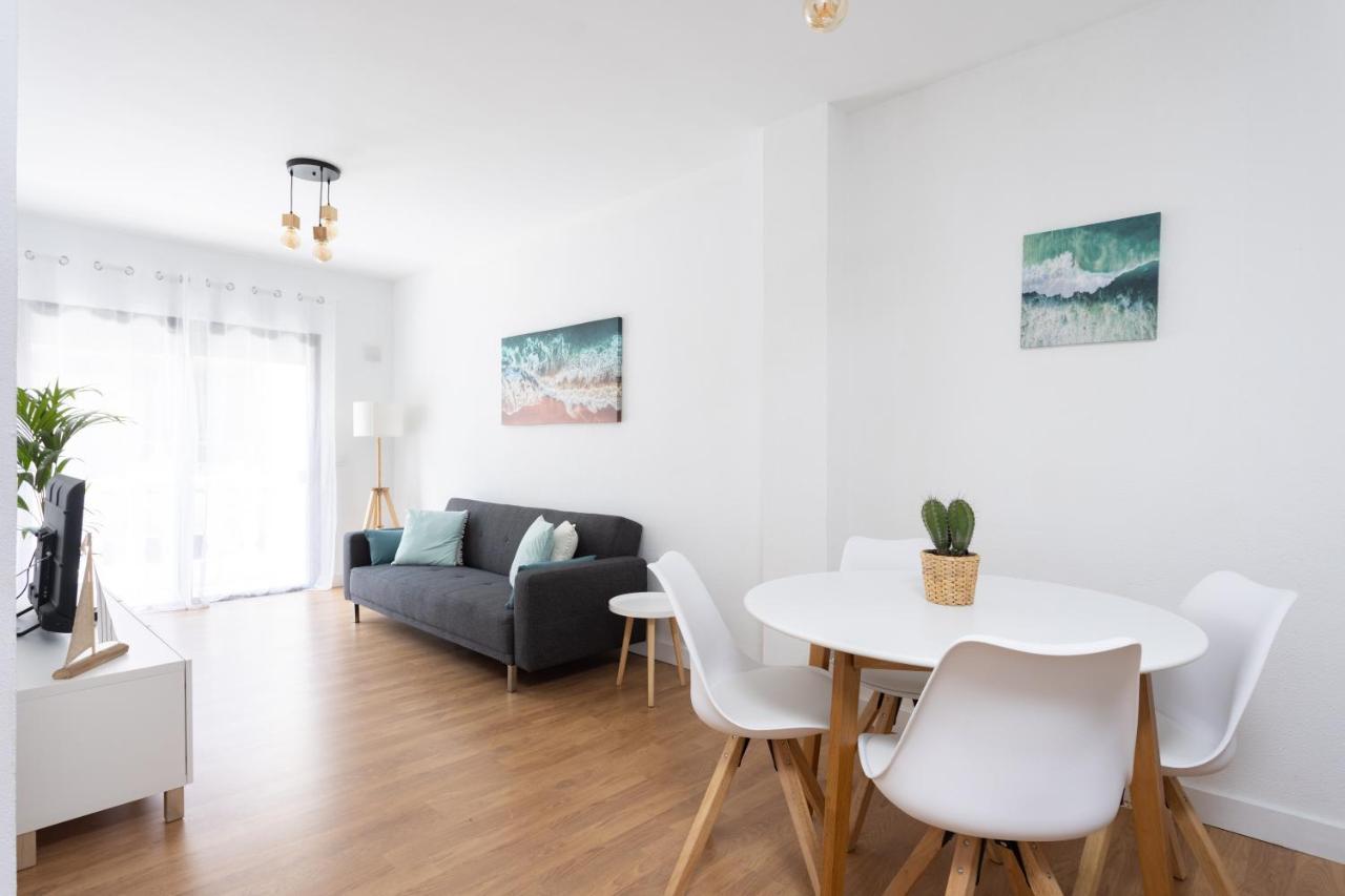 157 San Juan Chill And Sun By Sunkeyrents Apartment Playa de San Juan  Bagian luar foto